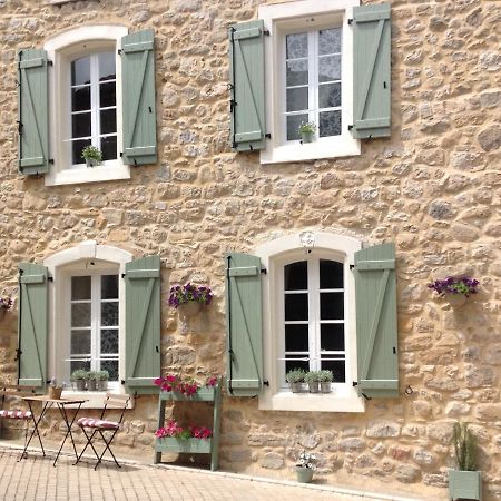 Maison De L'Amour Apartment Chardonnay Assignan Exterior photo
